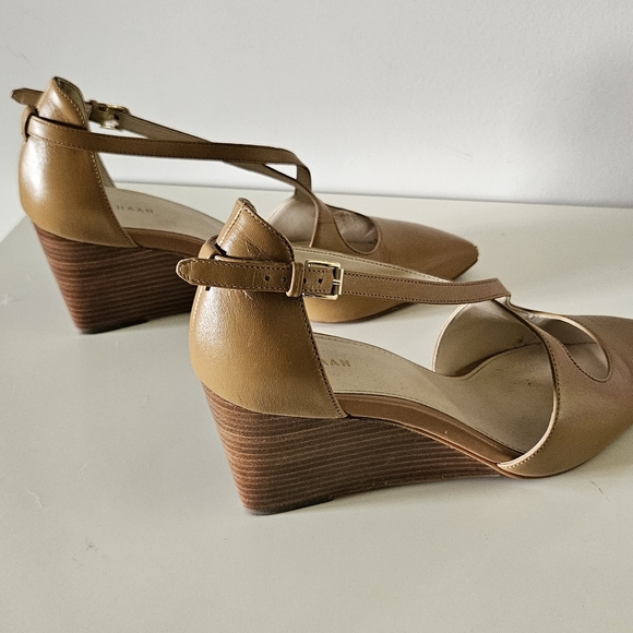 Cole Haan Nude Wedge sz.8 - Picture 4 of 10